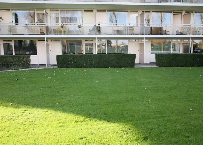 Acacia/orchidee 2-4p Appartement *